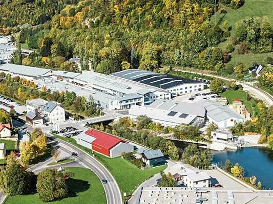 Snimka iz zraka austrijske proizvodne lokacije tvrtke PREFA u Marktlu kraj Lilienfelda