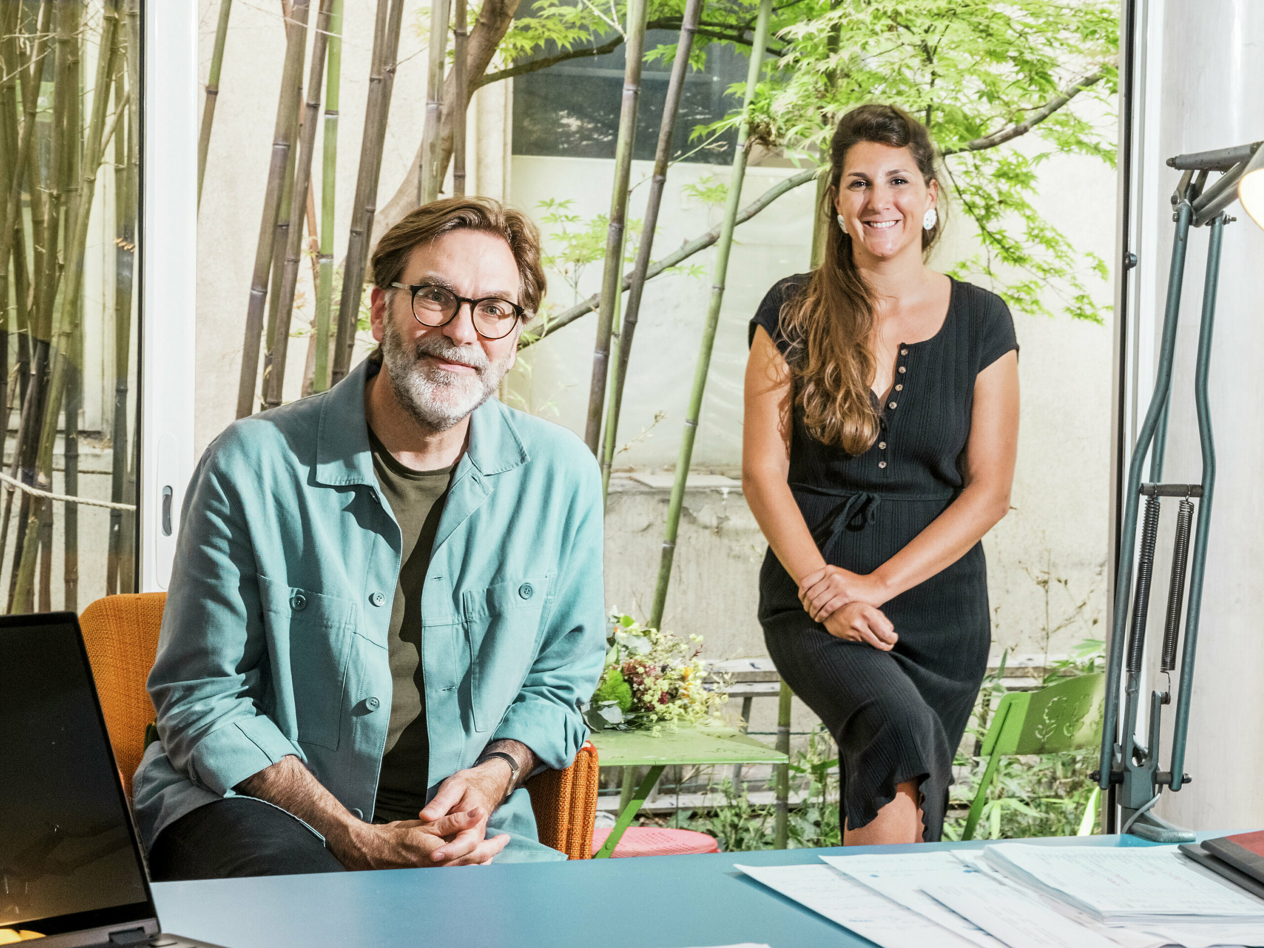 Arhitekti Florian Golay i Noémie Guimbard iz arhitektonskog ureda Atelier Léger vodili su, između ostalog, projekt obnove povijesne štale "La Grange à Gaby" u Enginsu. Projekt spaja tradicionalnu arhitekturu s modernim materijalima poput PREFA aluminijskog krova.