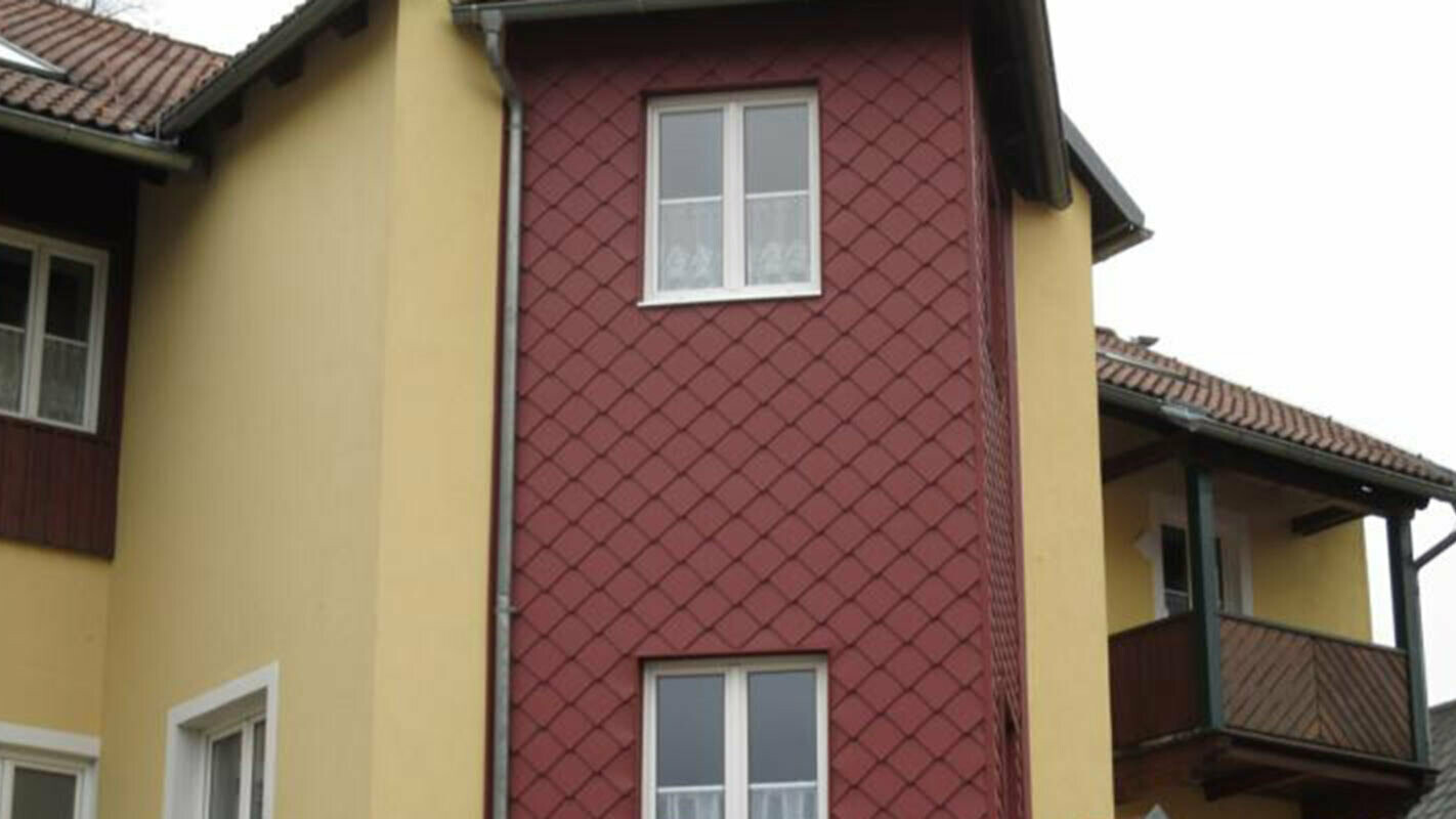 Fasadni element sa zidnim rombom tvrtke PREFA