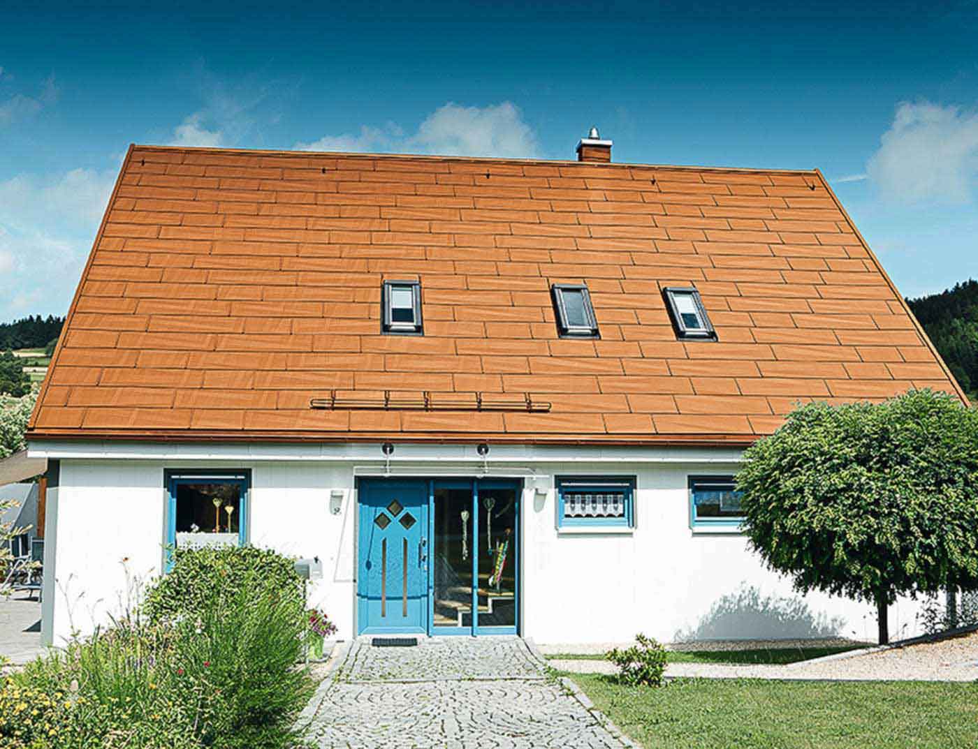 Referentni objekti PREFA Krovni sustavi Krovni panel FX.12 04 P.10 ciglasto crvena