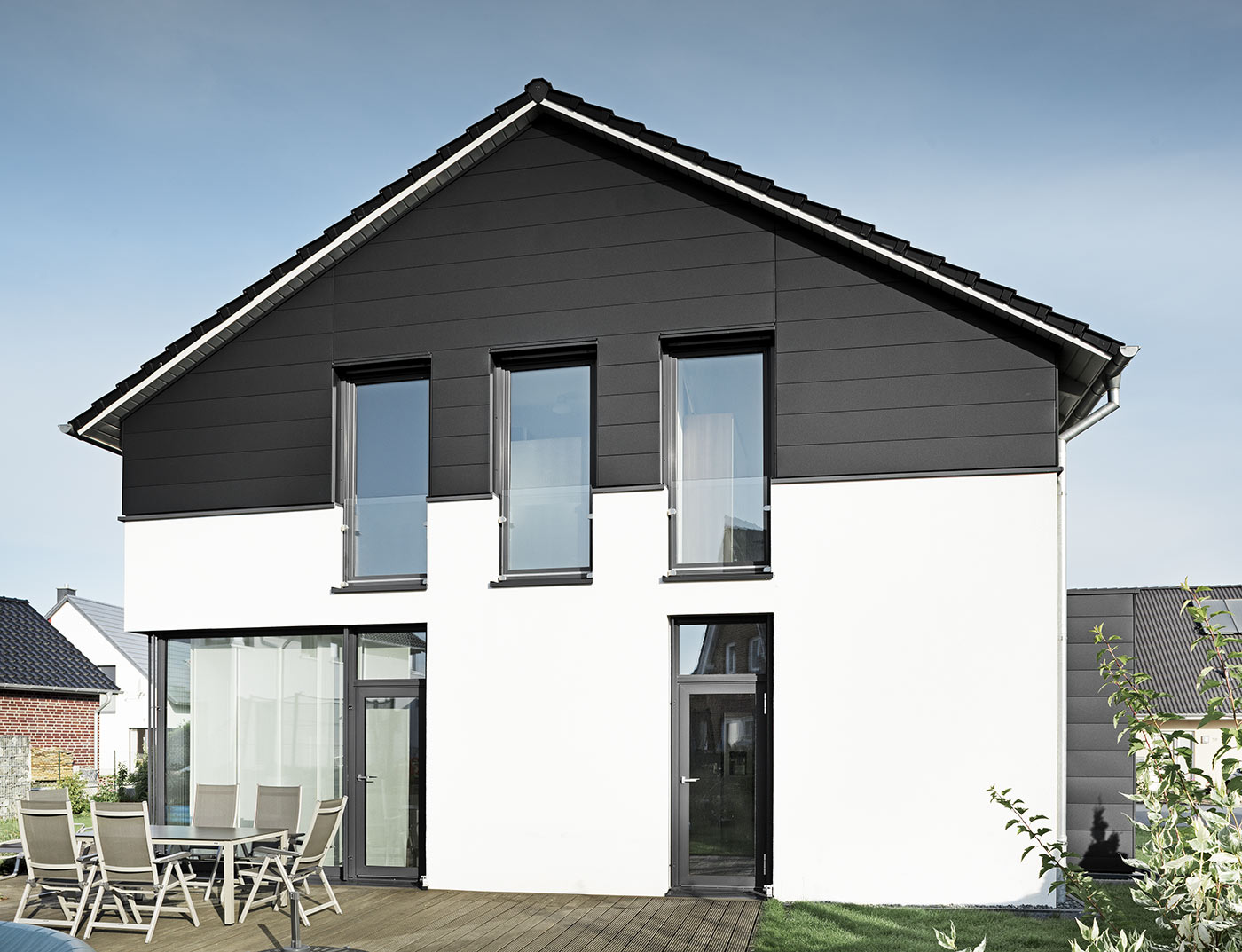 Referentni objekti PREFA Fasadni sustavi Fasadne kazete 03 P.10 crna